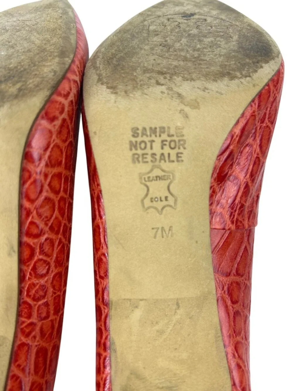 Tory Burch Stiletto High Heels Sz 7M Coral Red Croc Embossed Leather Pointed Toe